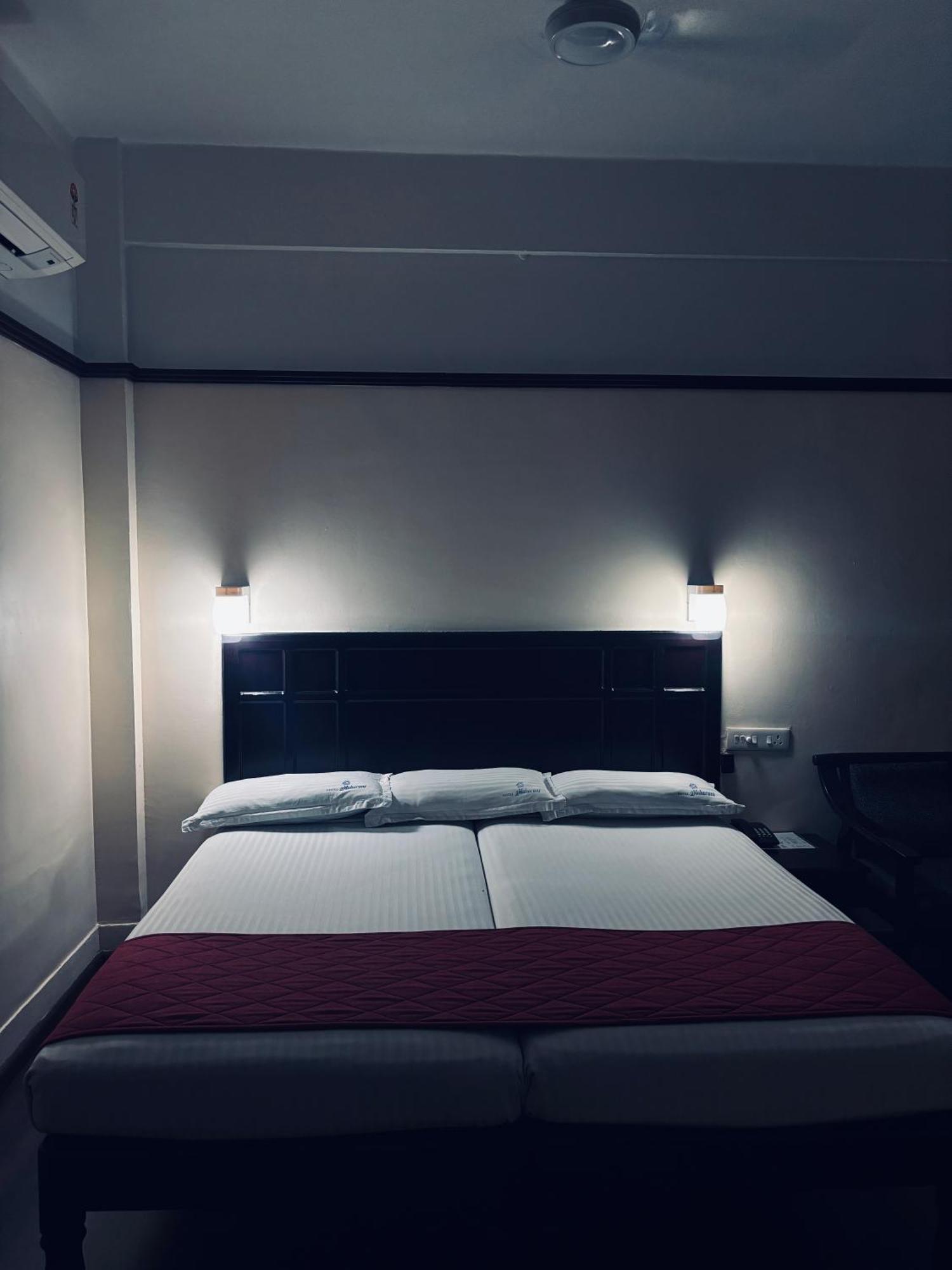 Maharani Hotel Kozhikode Ngoại thất bức ảnh