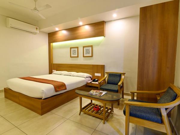 Maharani Hotel Kozhikode Ngoại thất bức ảnh